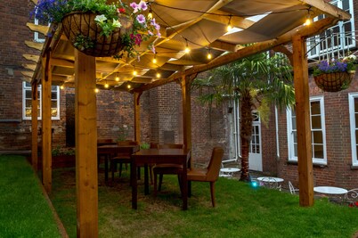 The Chequers Hotel
