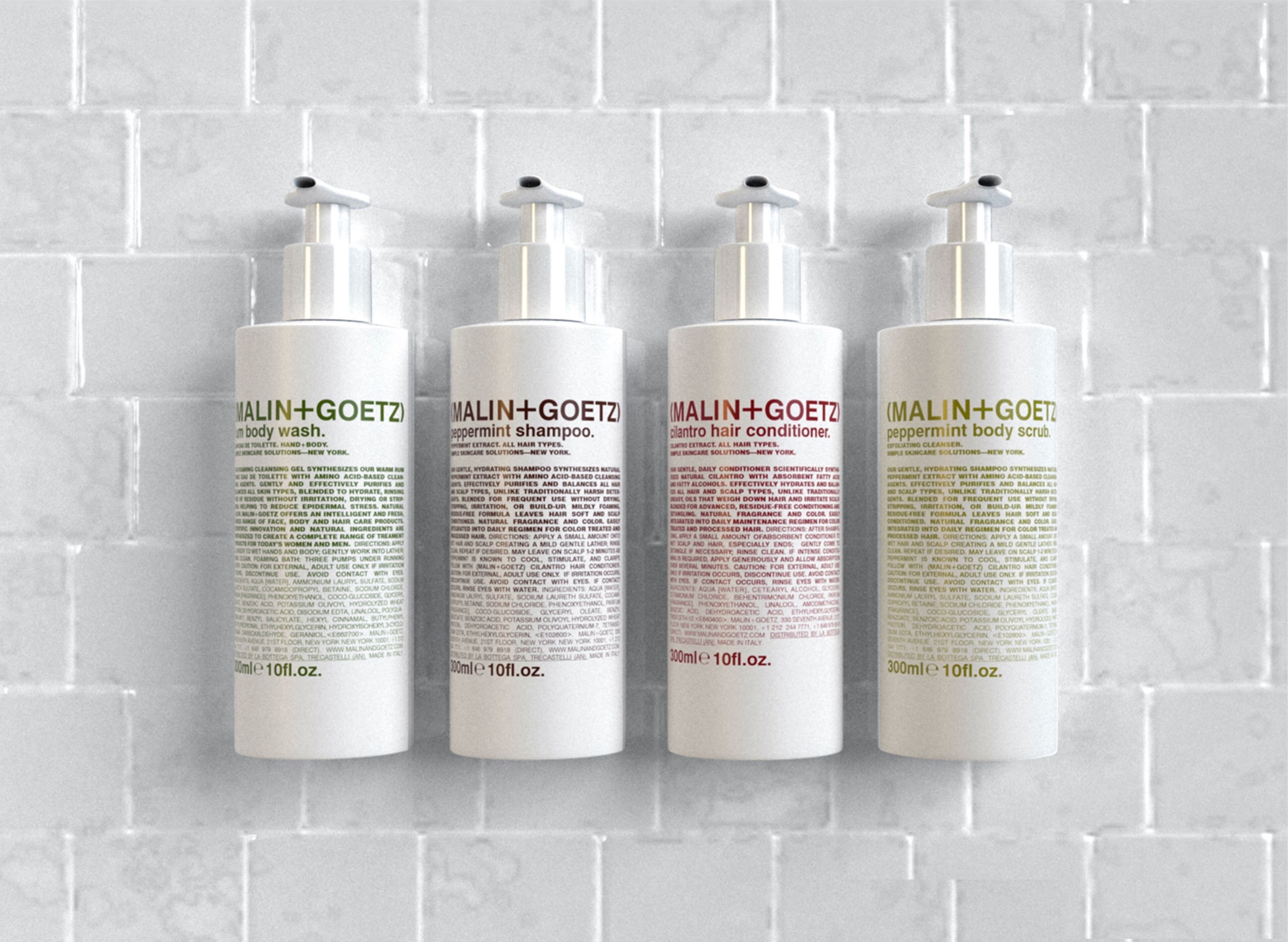 separate bathtub and shower, deep-soaking bathtub, free toiletries