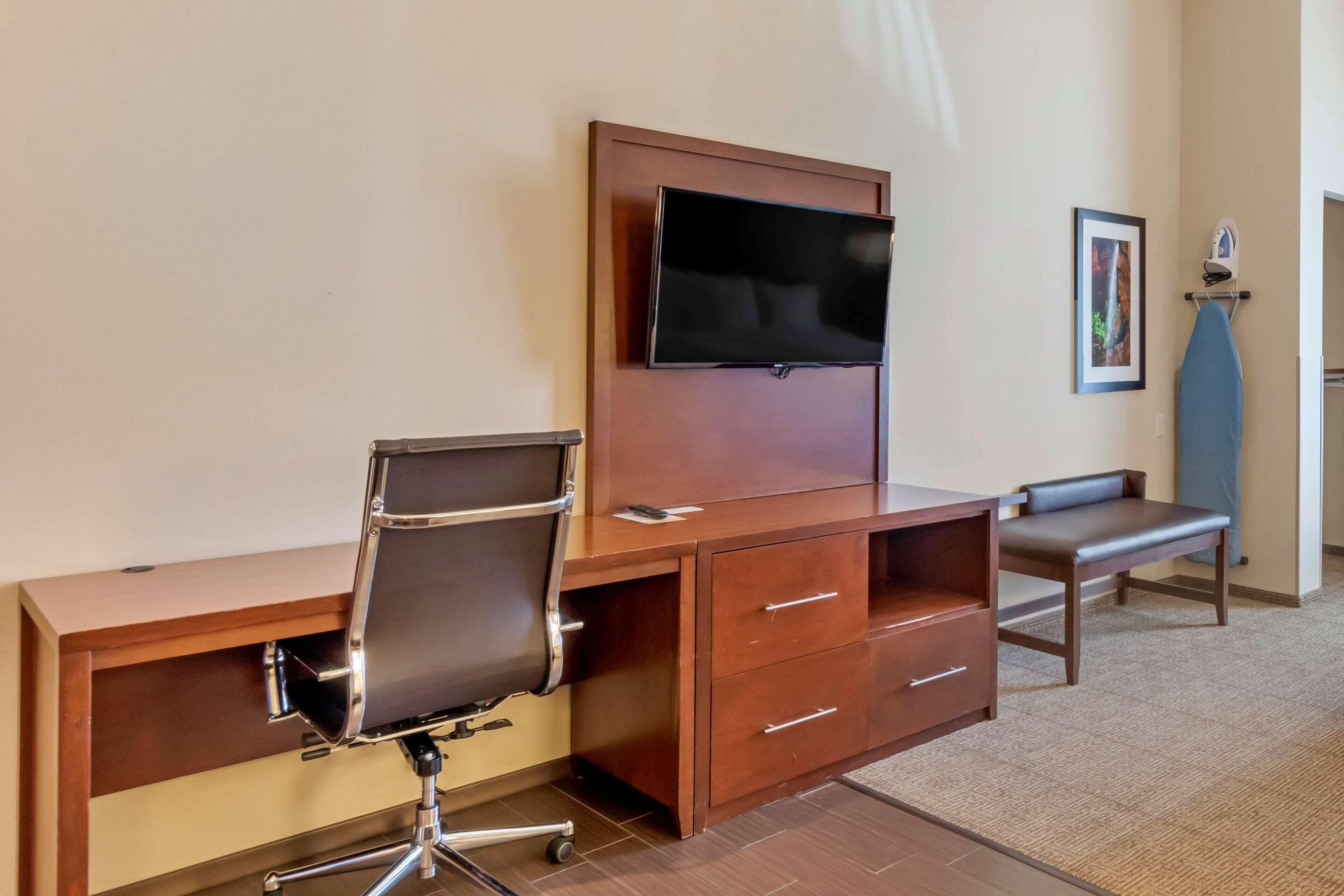 egyptian cotton sheets, premium bedding, individually decorated