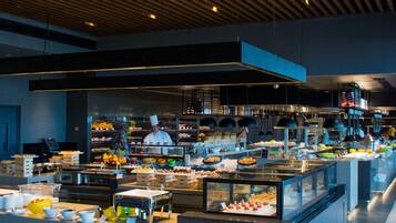 Colazione a buffet, servita tutte le mattine (4300 LKR a persona)