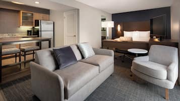 Flat-screen TV, pay films