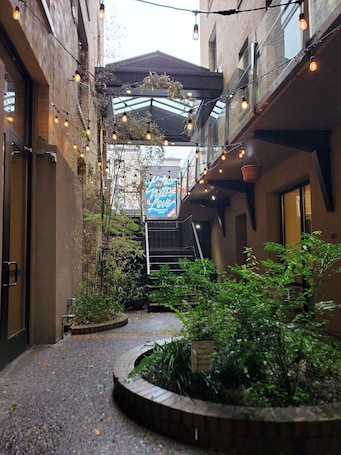 Exterior detail. Mark Spencer Hotel
