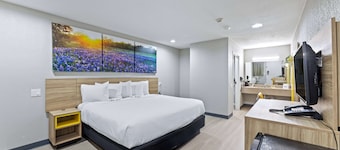 Days Inn by Wyndham McKinney