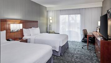 Ropa de cama hipoalergénica, colchones con pillow-top y escritorio