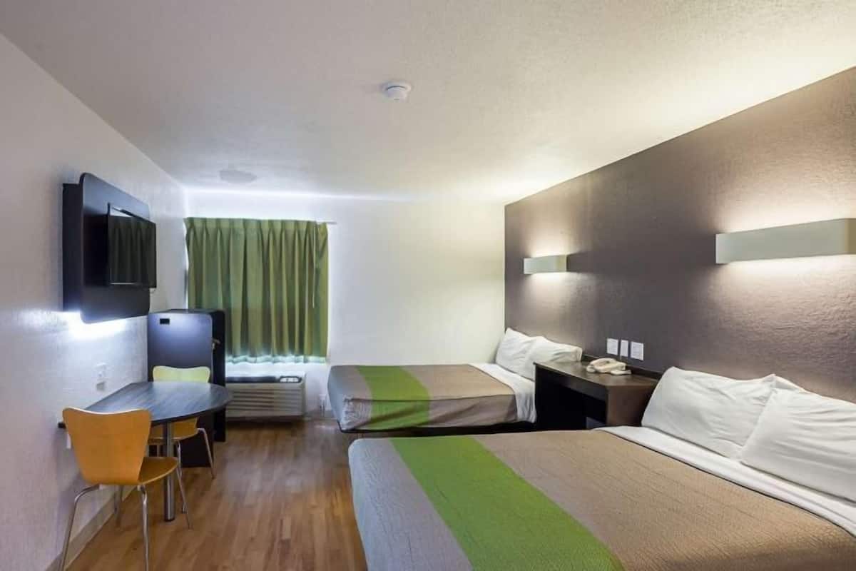 Desk, iron/ironing board, WiFi, alarm clocks