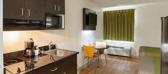 Studio 6 Fort Worth, TX - Meacham