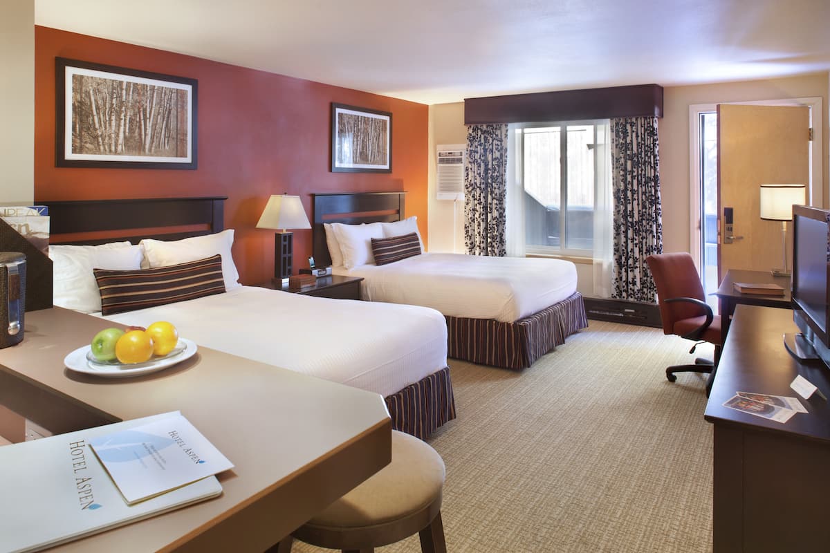 egyptian cotton sheets, premium bedding, down duvets, pillow-top beds