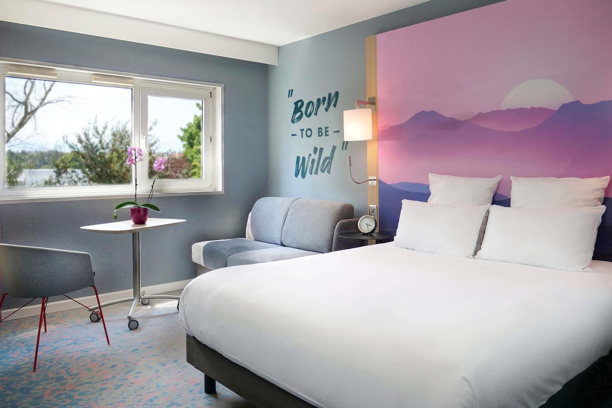 Superior-Zimmer, 1 Doppelbett und Schlafsofa