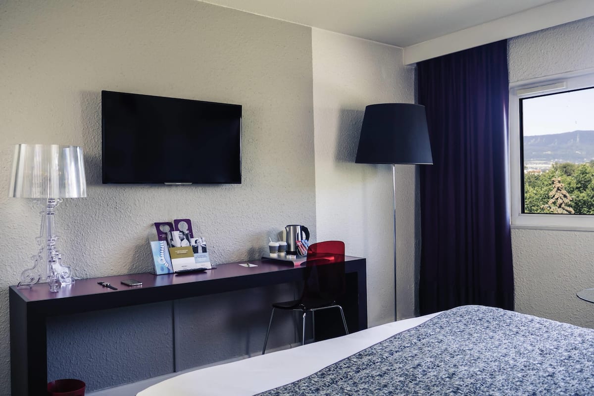 Hochwertige Bettwaren, Pillowtop-Betten, Minibar, Zimmersafe