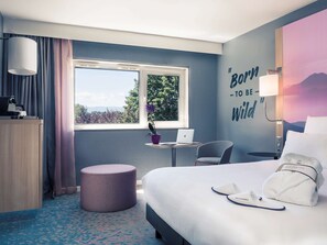 1 chambre, literie de qualité supérieure, surmatelas, minibar