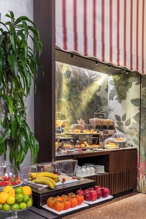 Daily buffet breakfast for a fee - Hotel Sanpi Milano (Milan)