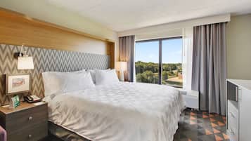 Bureau, rideaux occultants, chambres insonorisées