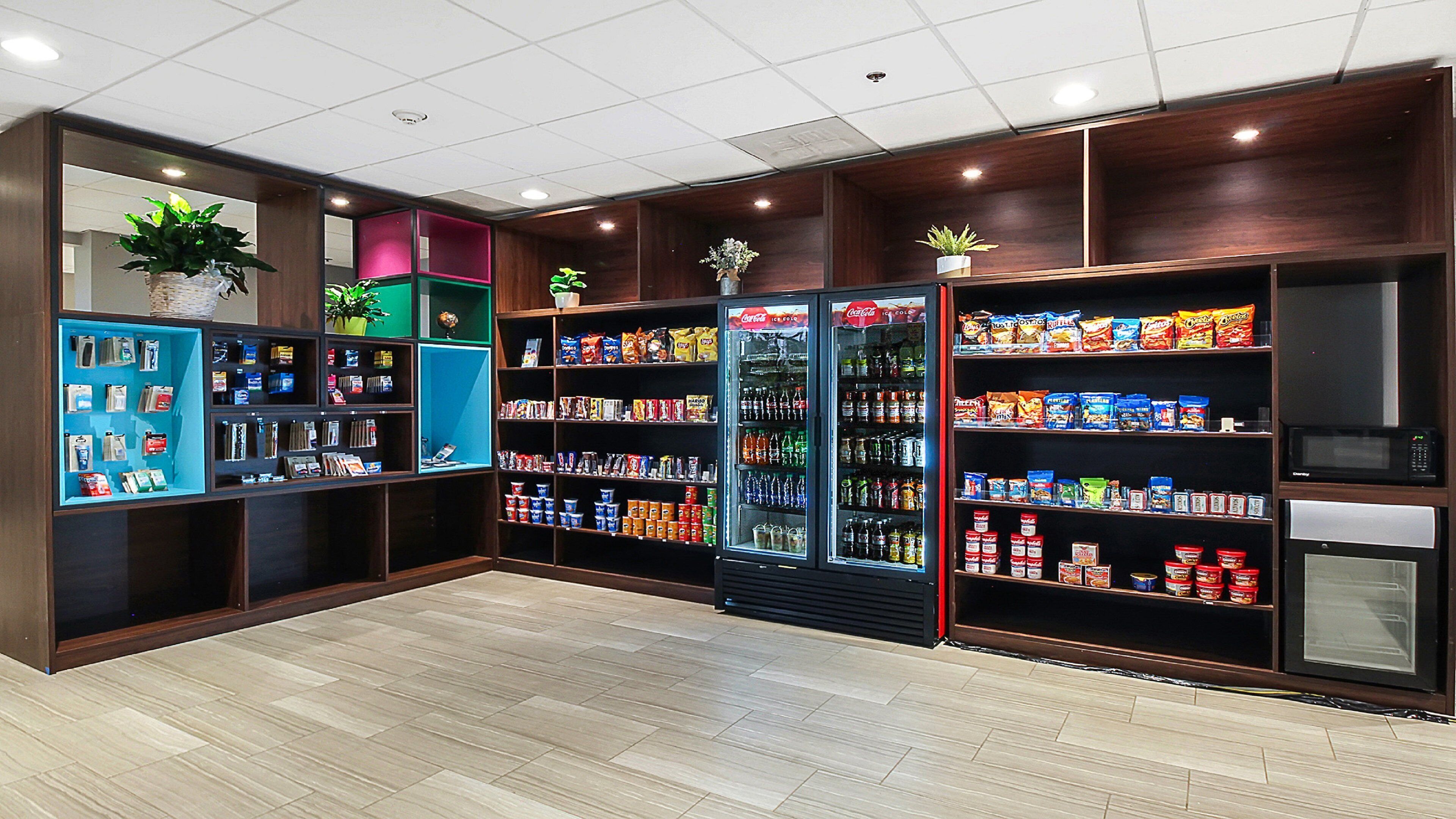 Photo - Holiday Inn Chicago Nw Crystal Lk Conv Ctr by IHG
