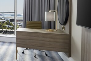 Standard Double Room, Sea View | 1 bedroom, hypo-allergenic bedding, in-room safe, desk