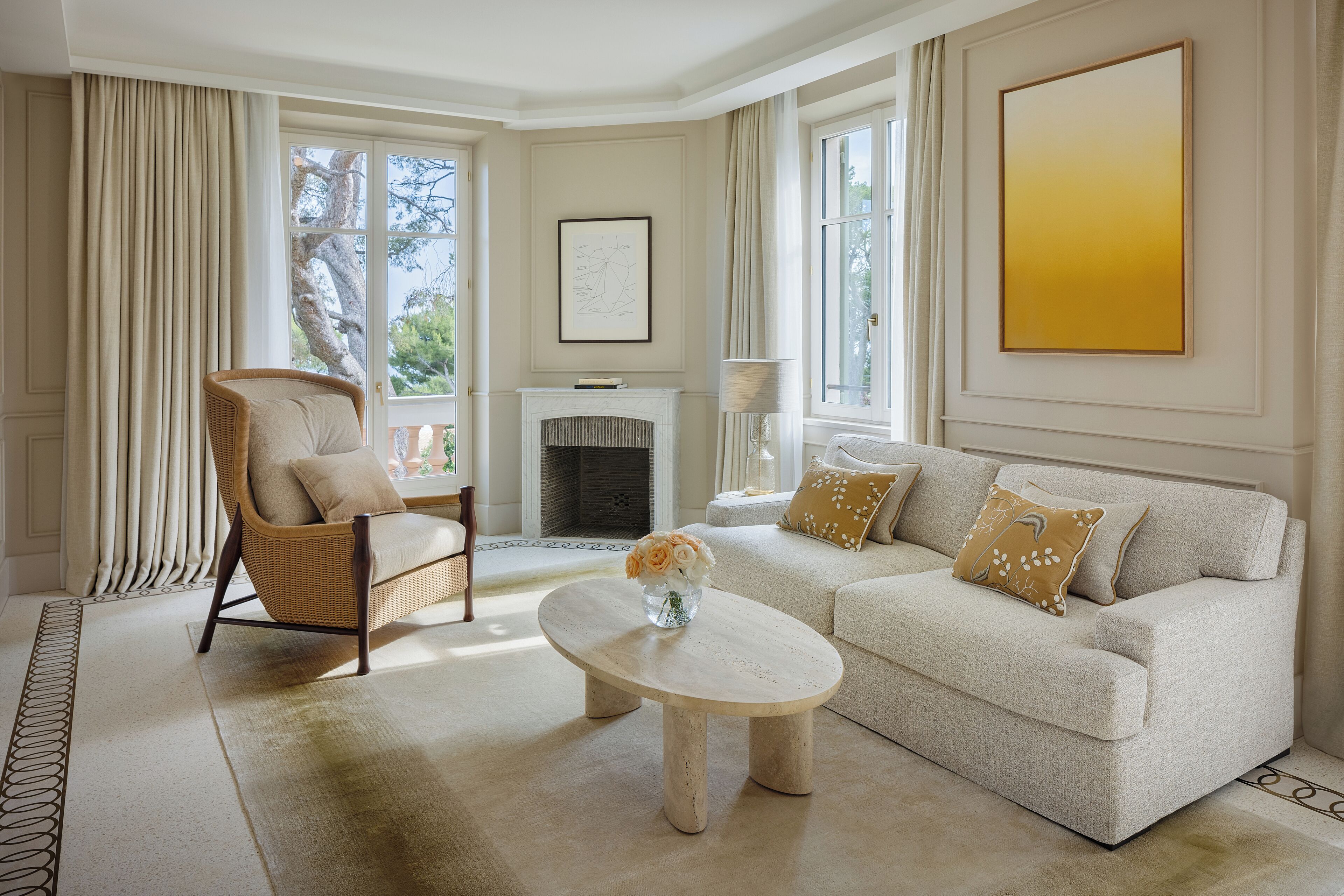 Vila (Beauchamp) | Area keluarga | Televisi layar datar 32-cm dengan saluran TV kabel dan TV