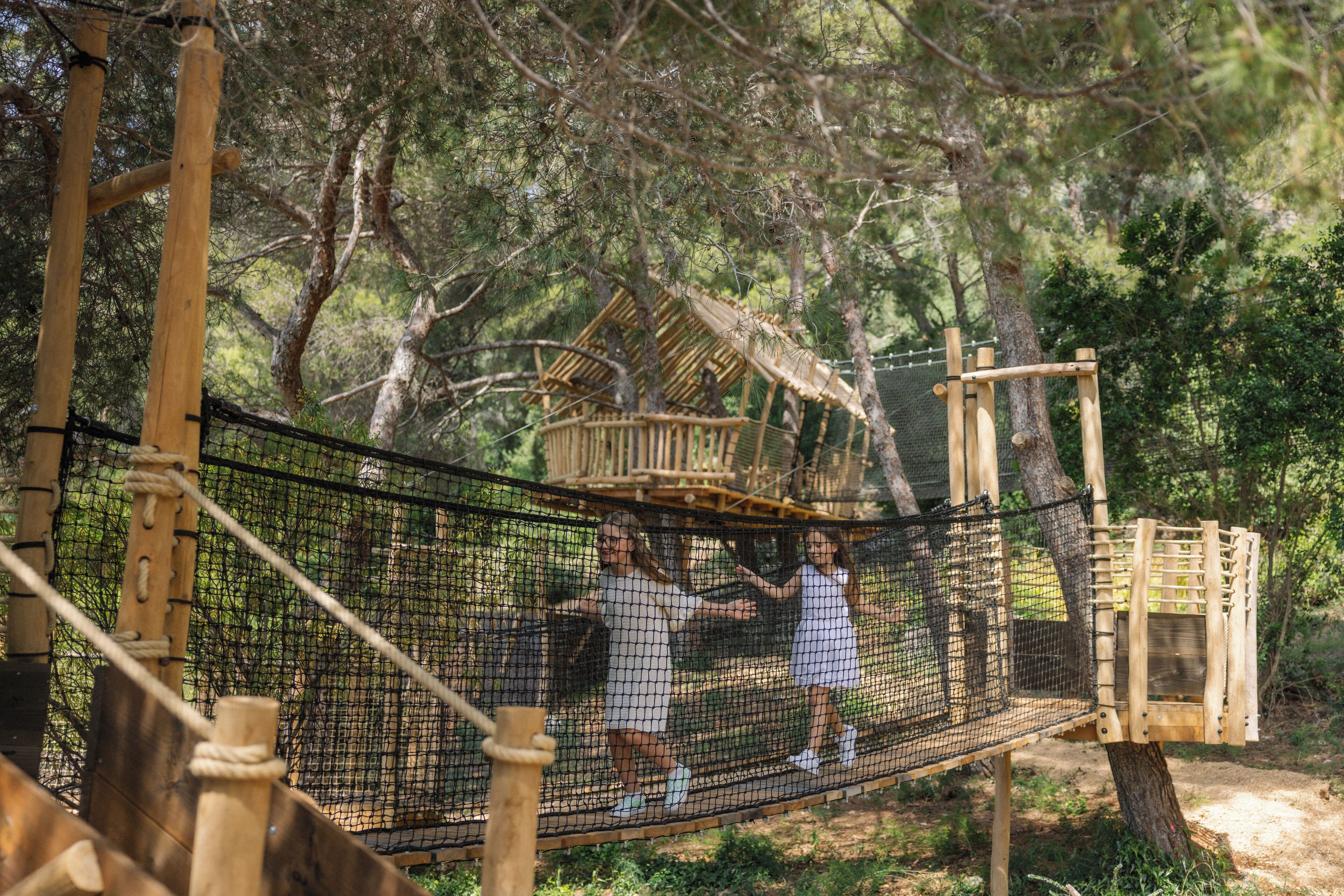 Children's play area - outdoor