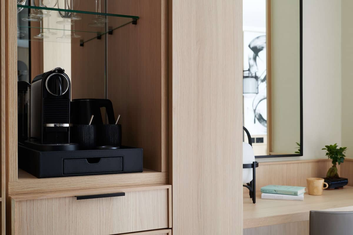 Chambre Deluxe double ou avec lits jumeaux, balcon | Commodité de la chambre