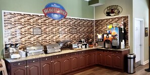 Desayuno continental incluido todos los días