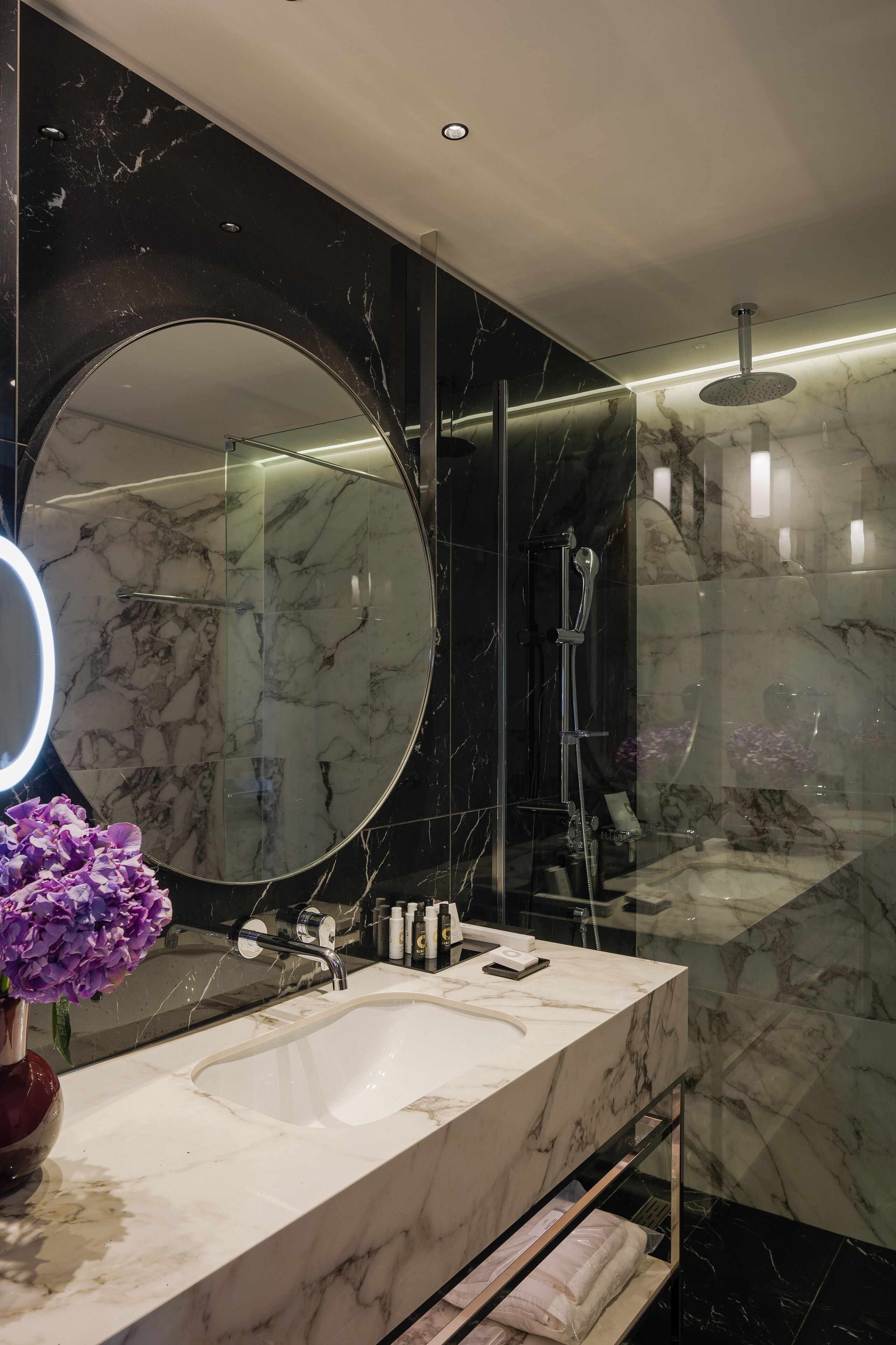 shower, rainfall showerhead, eco-friendly toiletries, hair dryer