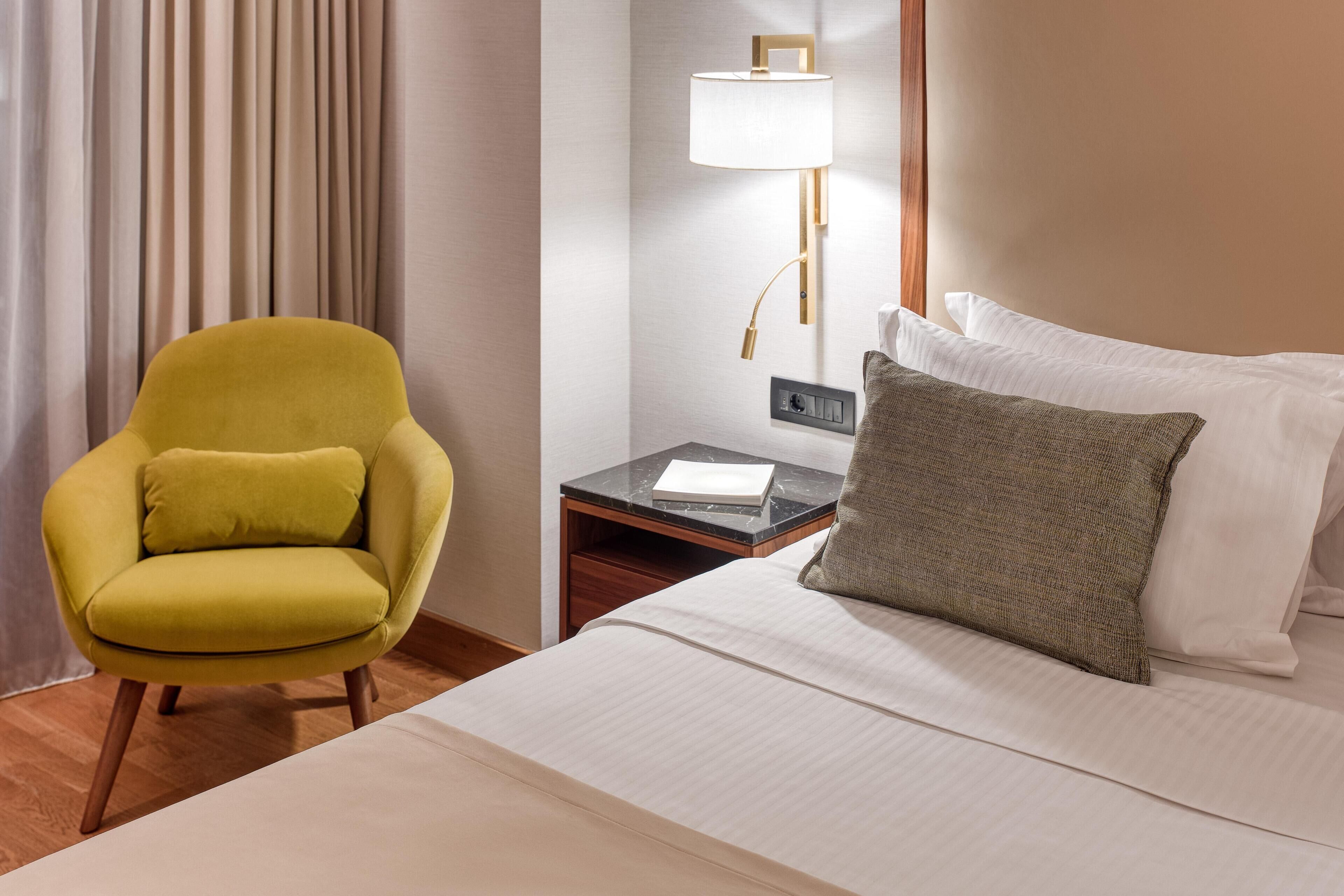 Premium bedding, minibar, in-room safe, desk