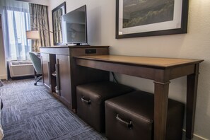 Room, 1 King Bed, Non Smoking