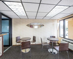 Free continental breakfast