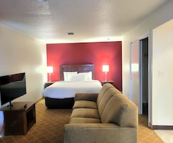 Studio Suite, 1 King Bed | 1 bedroom, desk, laptop workspace, blackout drapes