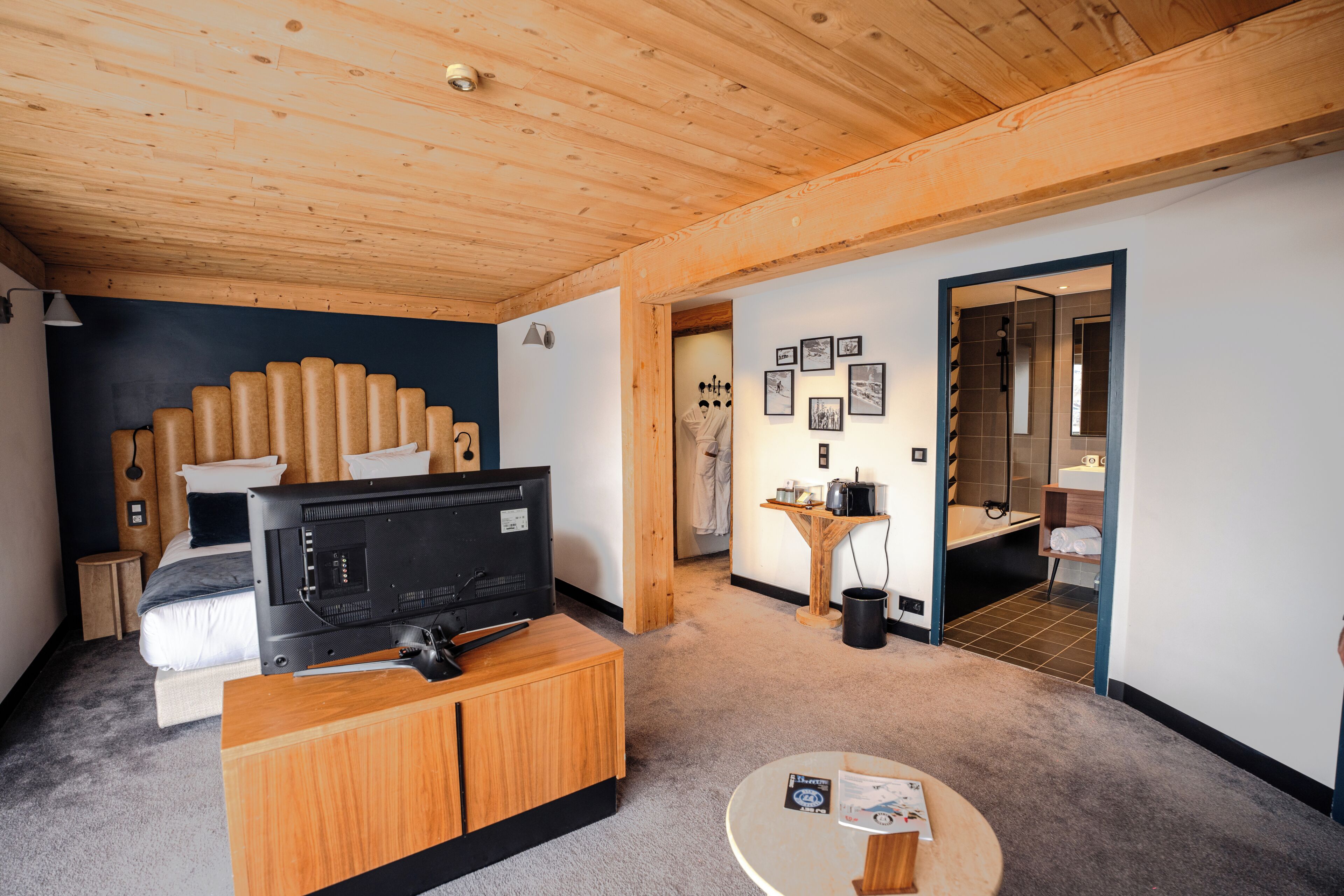 Top Floor Terrasse | Premium bedding, pillow-top beds, in-room safe, blackout curtains