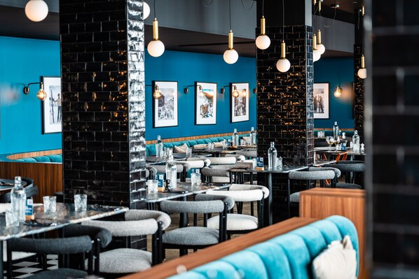 2 Restaurants, Mittagessen, Abendessen, französische Küche