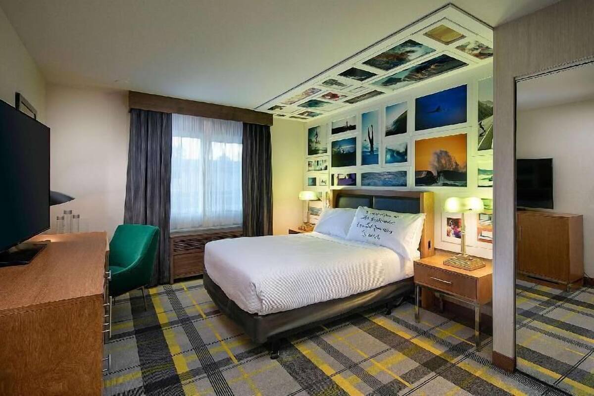 Premium bedding, pillow-top beds, in-room safe, desk