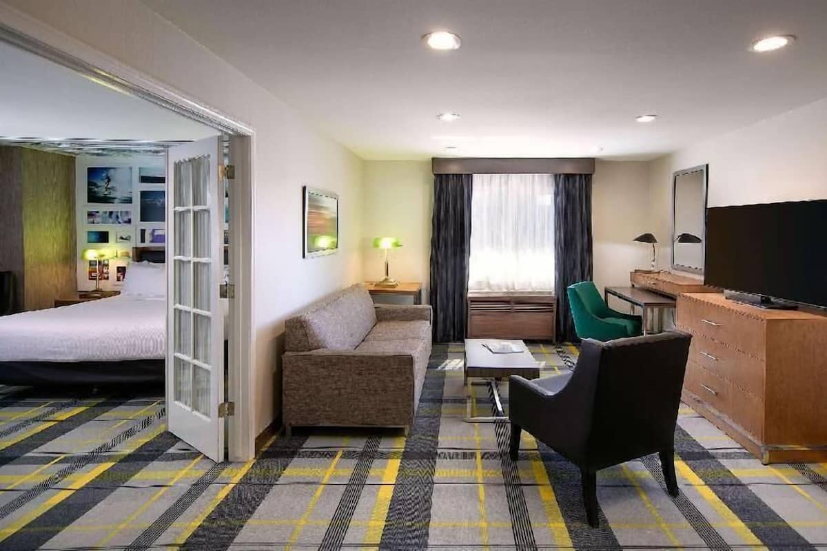 Premium bedding, pillow-top beds, in-room safe, desk