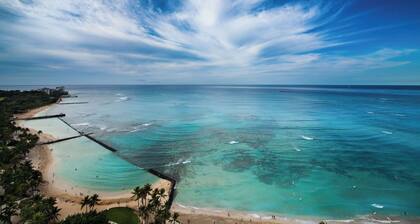 Hyatt Regency Waikiki Beach Resort & Spa