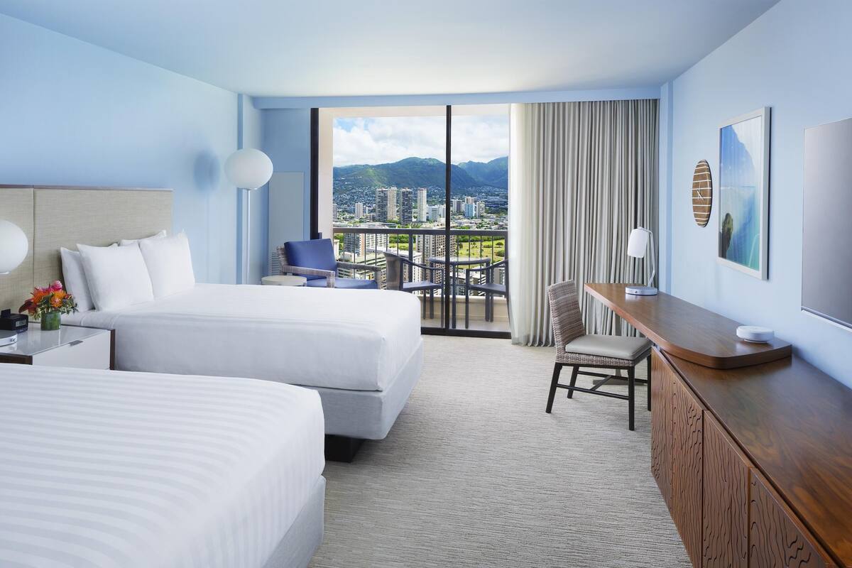 1 bedroom, premium bedding, in-room safe, desk