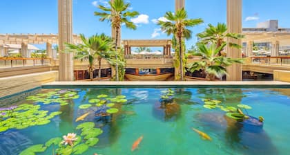 Hyatt Regency Waikiki Beach Resort & Spa