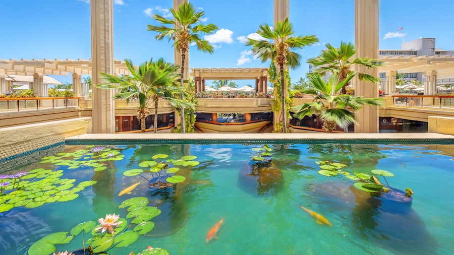 Hyatt Regency Waikiki Beach Resort & Spa