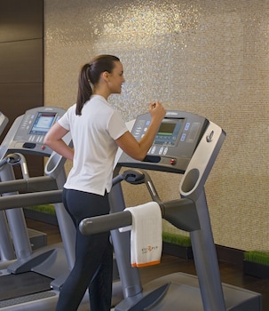 Fitness center at Hyatt Regency Waikiki Beach Resort & Spa