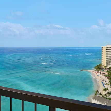 Junior Suite, 1 King Bed with Sofa bed, Oceanfront | View from room