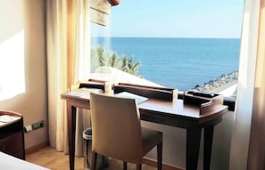 1 bedroom, minibar, in-room safe, individually decorated