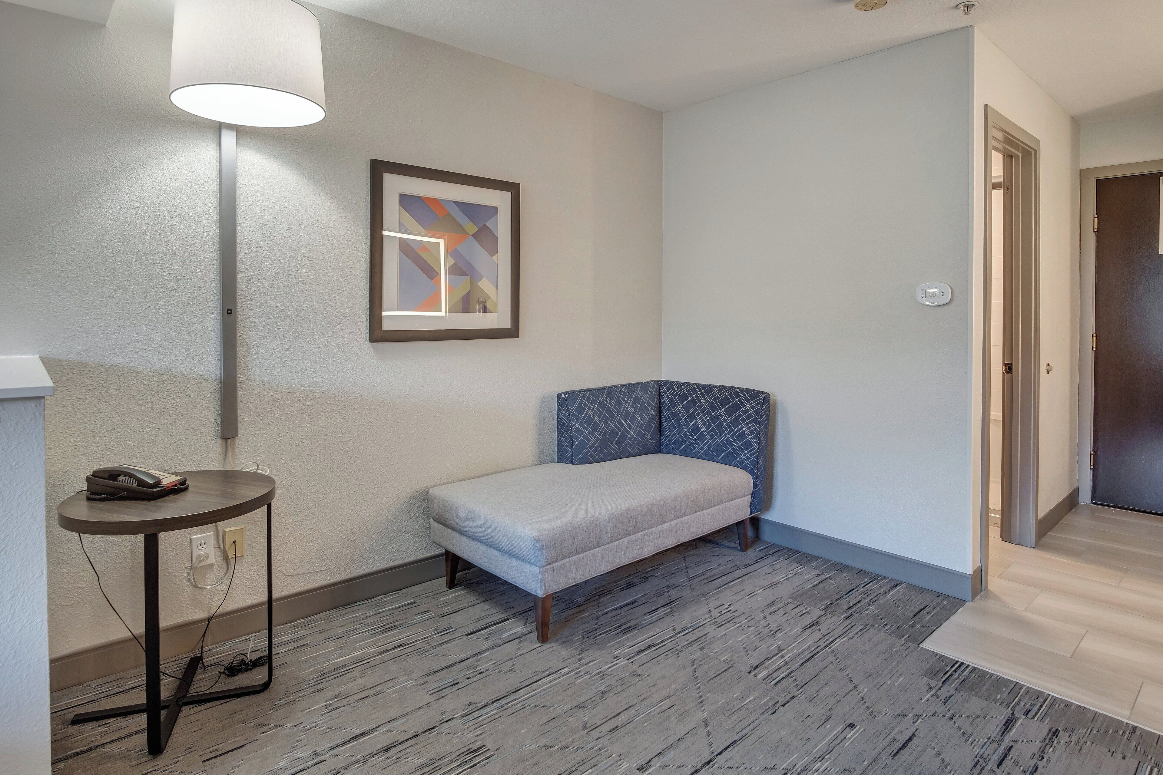 1 bedroom, premium bedding, pillow-top beds, in-room safe