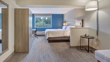 Hochwertige Bettwaren, Pillowtop-Betten, Zimmersafe, Schreibtisch