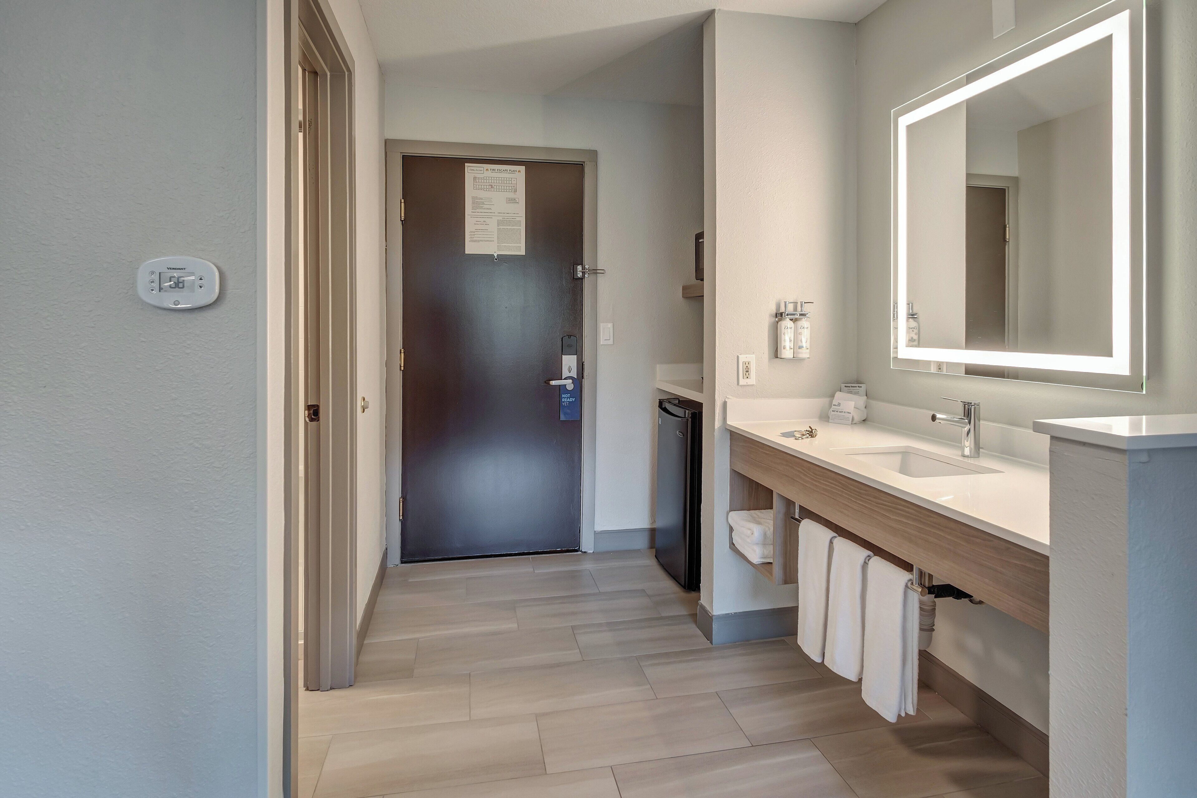 1 bedroom, premium bedding, pillow-top beds, in-room safe