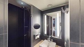 Classic Room, 1 Single Bed, Non Smoking | Bathroom