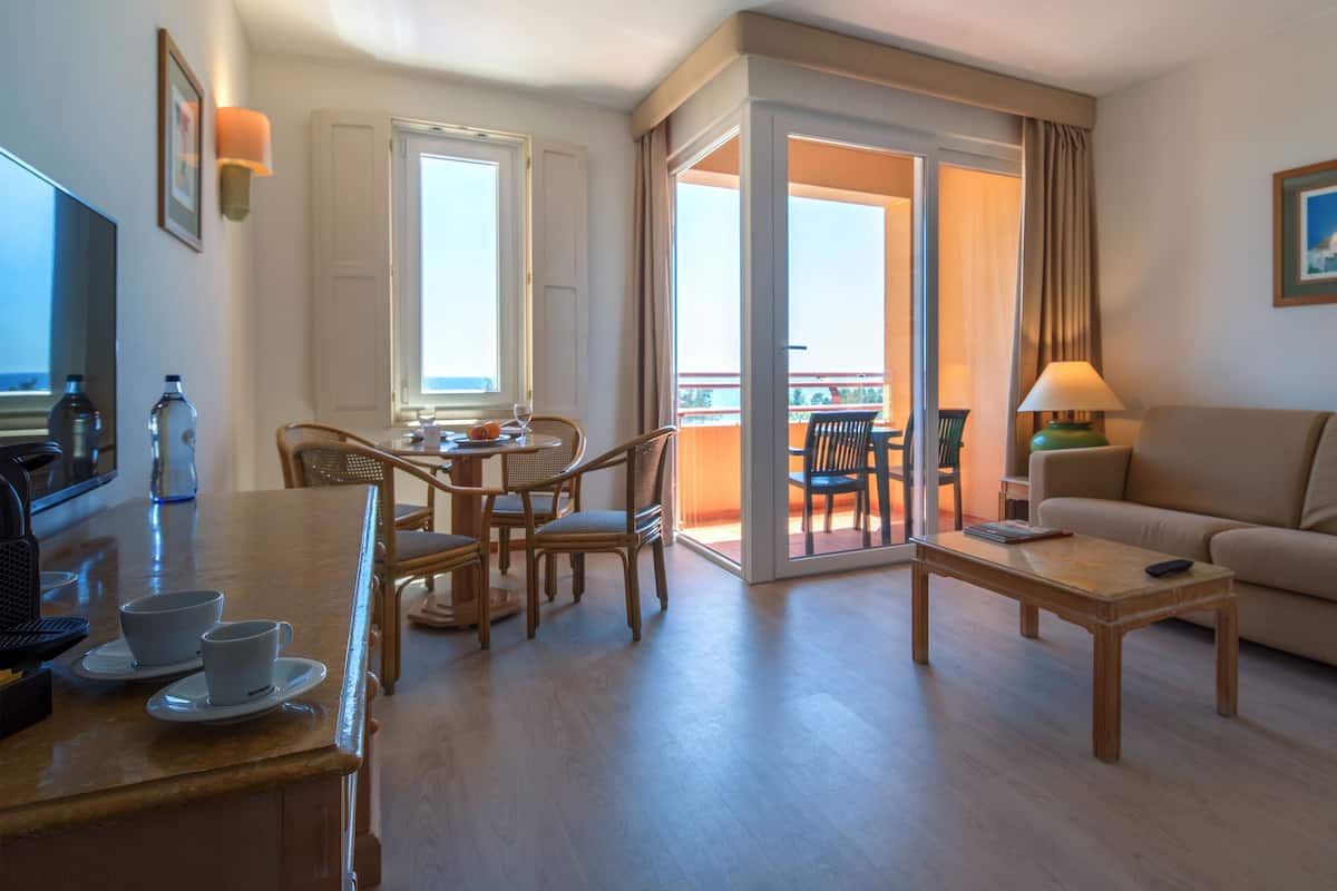 Suite, 1 chambre, balcon