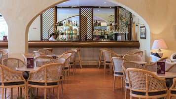 Bar (en la propiedad)