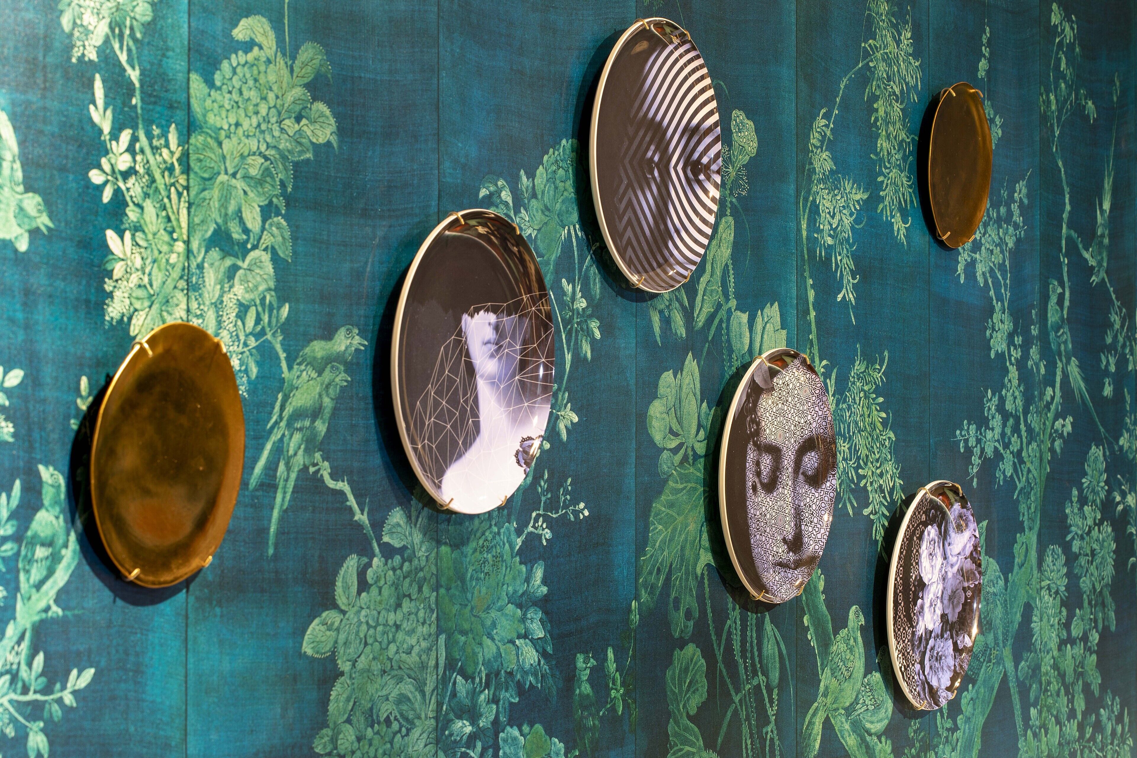 daily buffet breakfast (eur 14.00 per person)