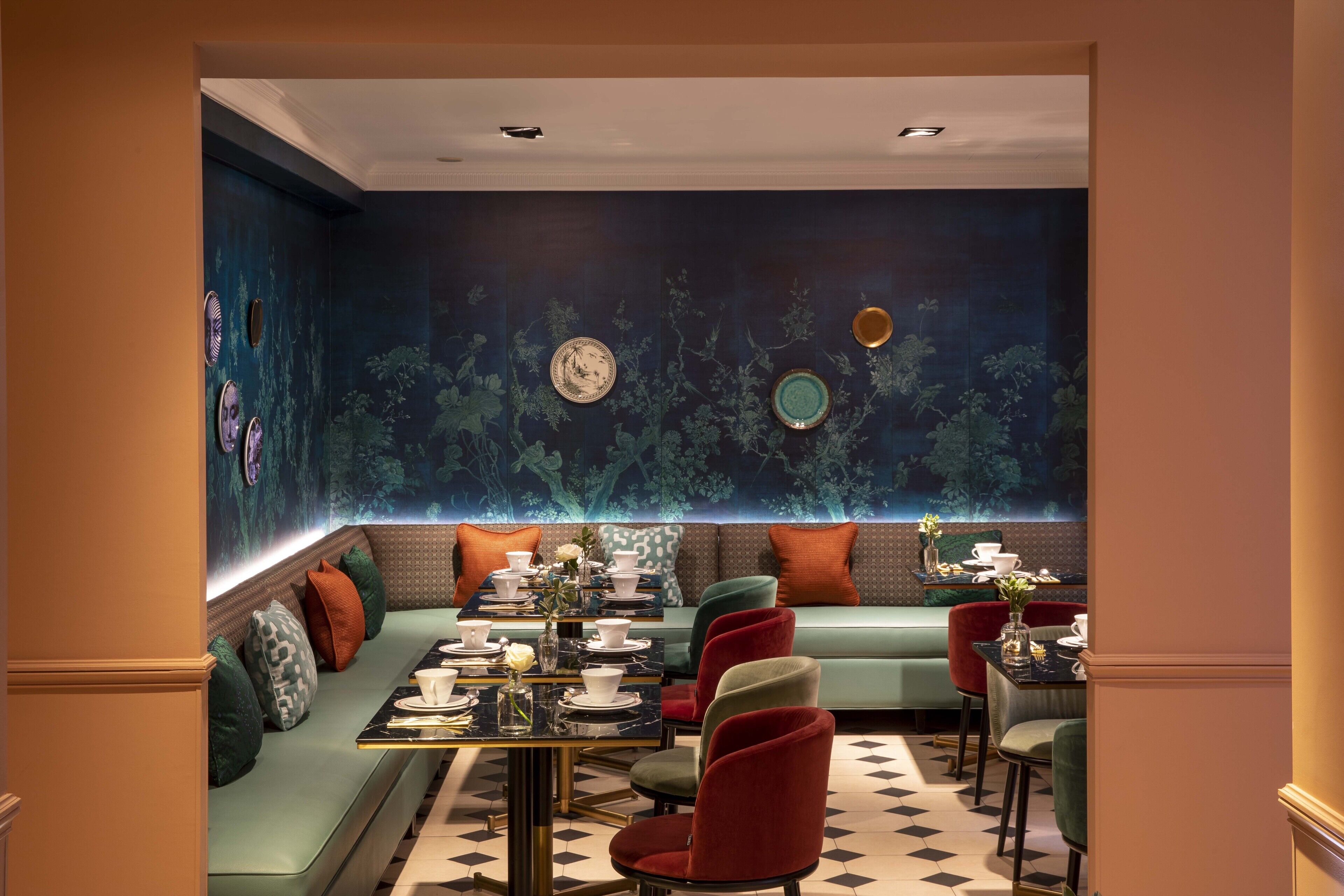 Daily buffet breakfast (EUR 14.00 per person)