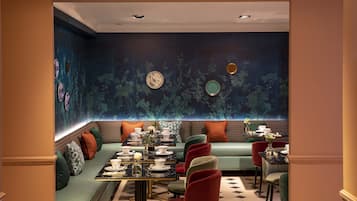 Daily buffet breakfast (EUR 14.00 per person)