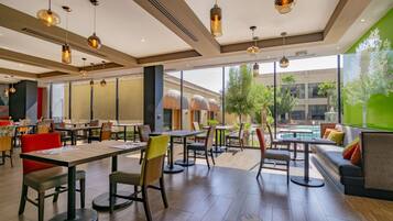 Breakfast, lunch and dinner served