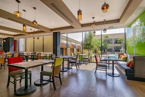 Breakfast, lunch and dinner served