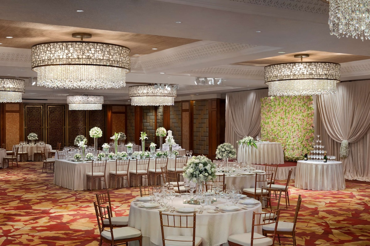 Ballroom, Visayas Description